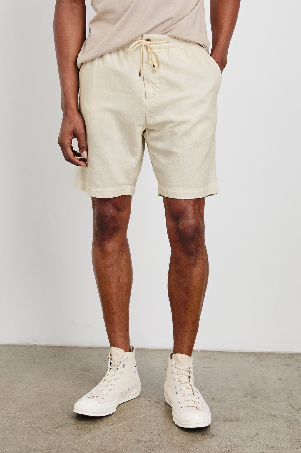 ARCHER 8.5" SHORT - ECRU