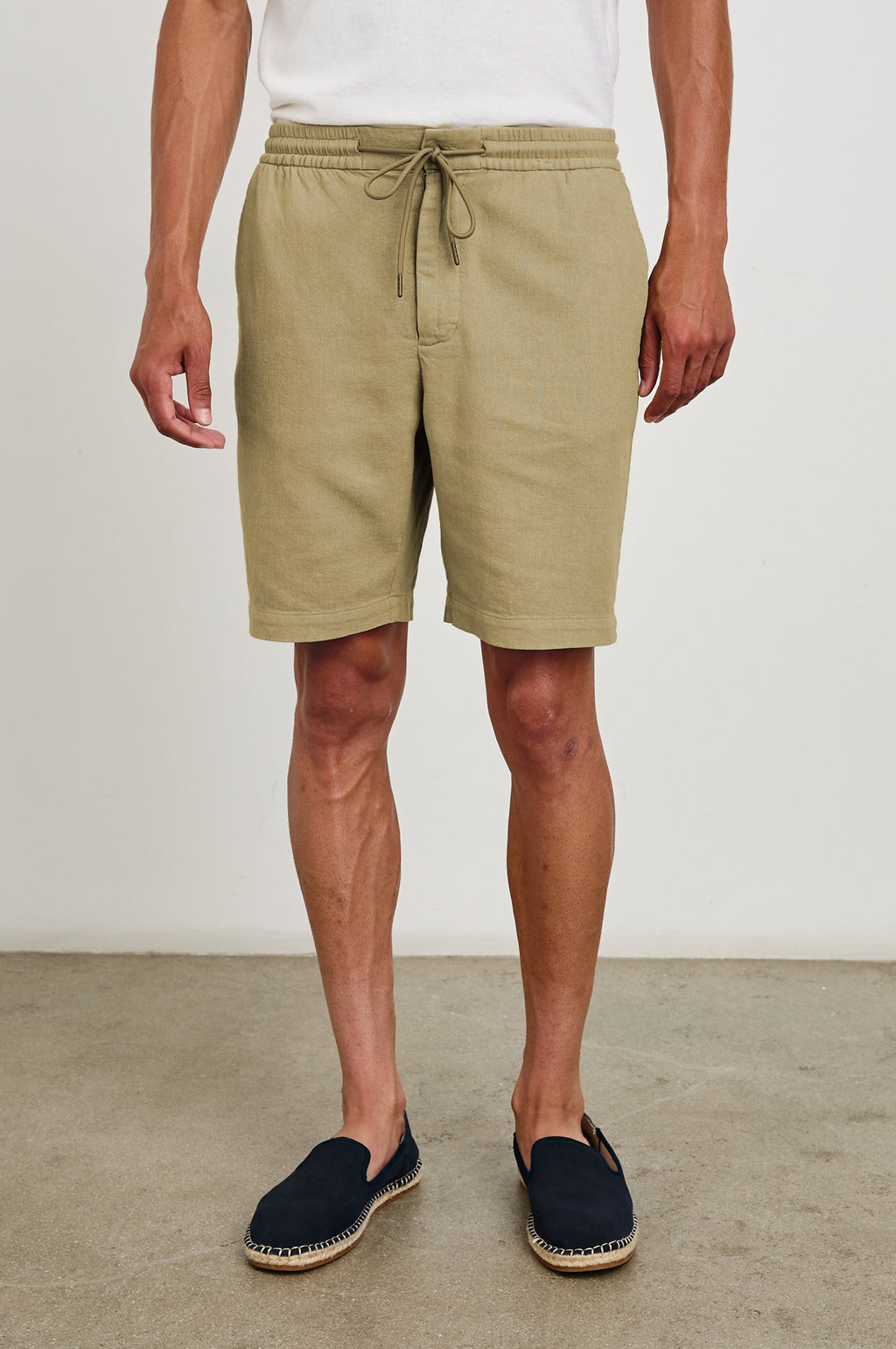 ARCHER 8.5" SHORT - TRUE KHAKI