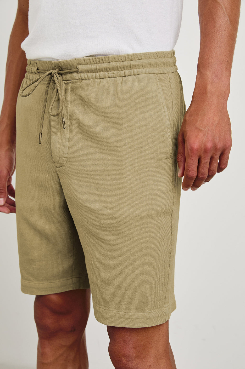 ARCHER 8.5" SHORT - TRUE KHAKI