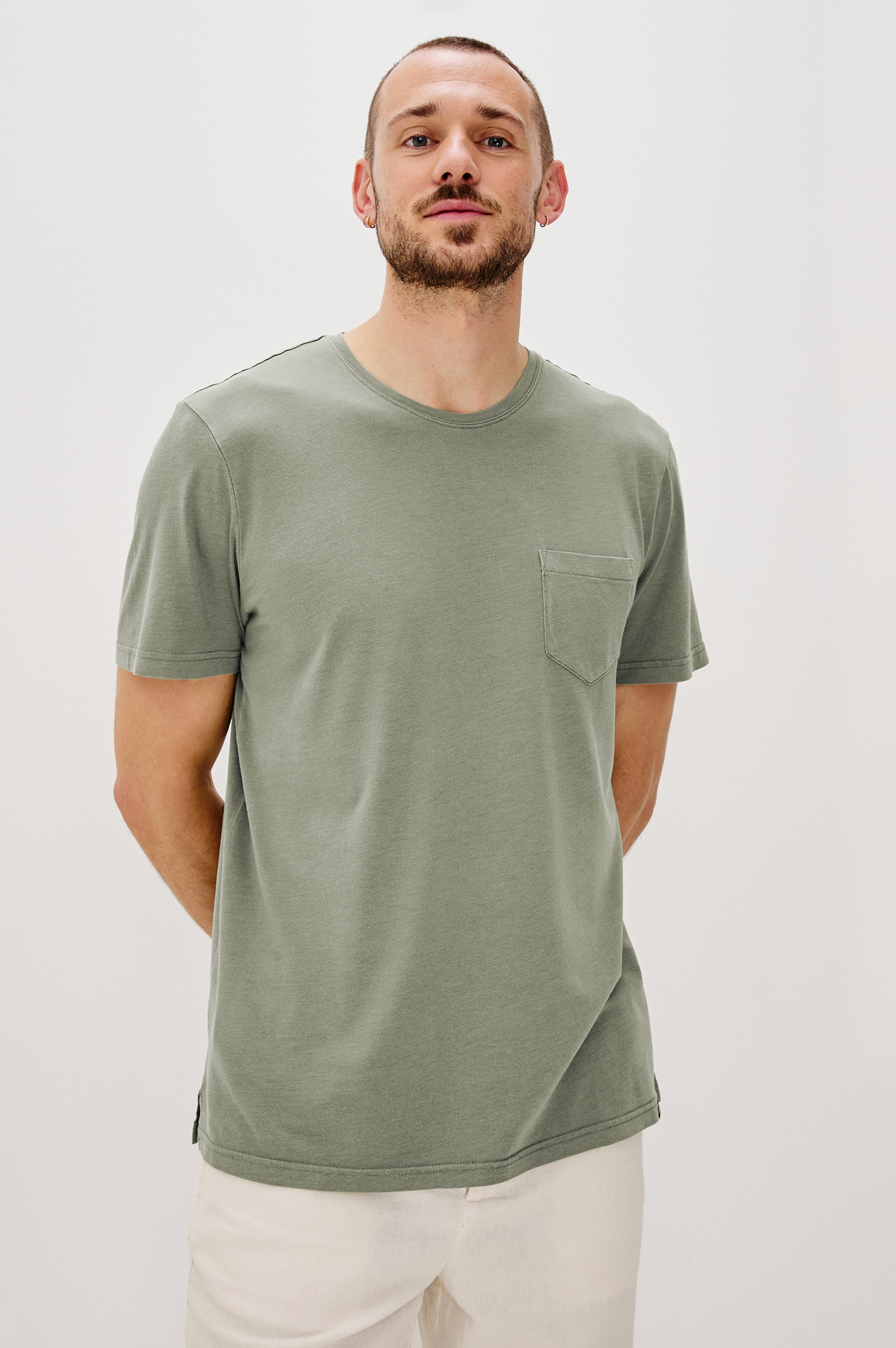 JOHNNY T-SHIRT - OLIVE