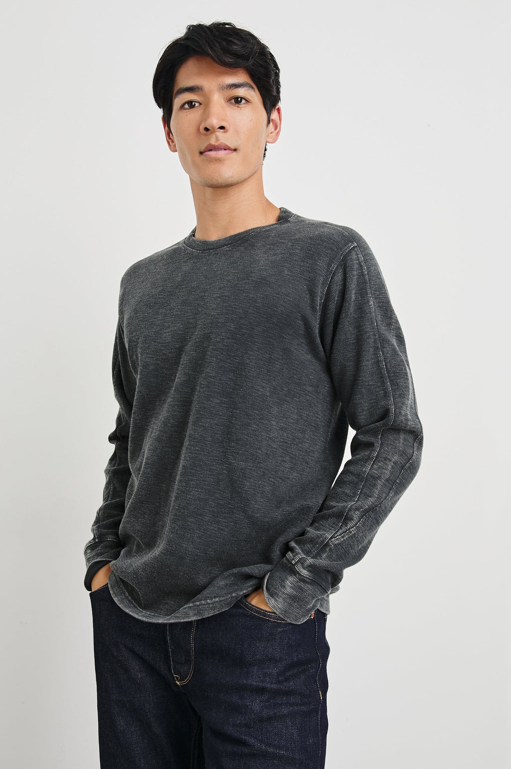 RHEESE LONG SLEEVE TEE - WASHED BLACK