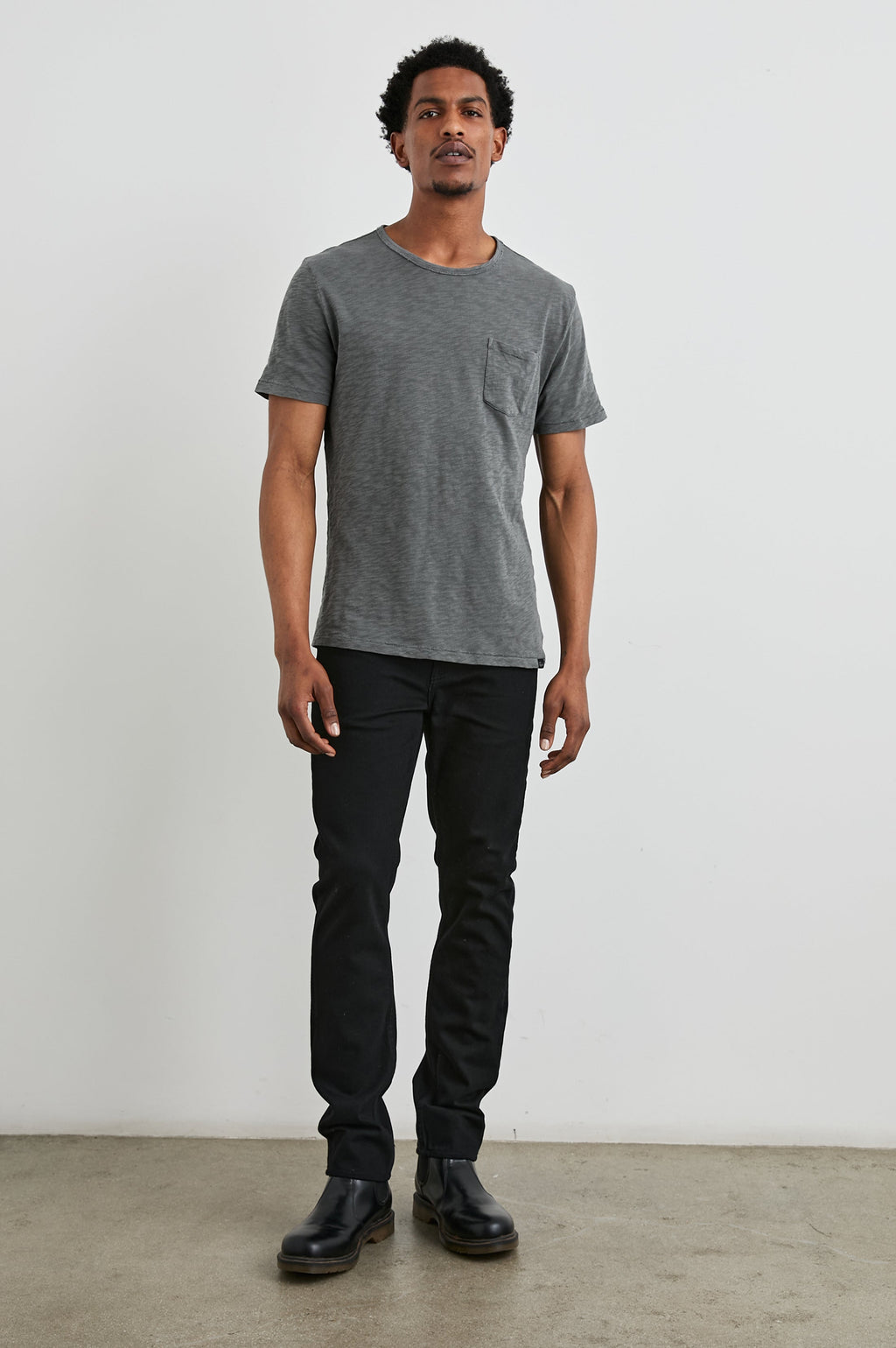 SKIPPER T-SHIRT - WASHED BLACK