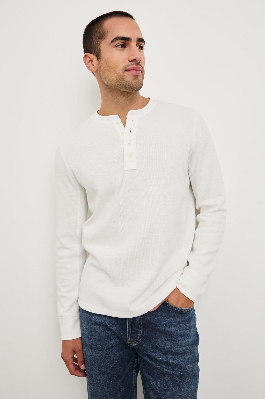 SOTO HENLEY - WHITECAP