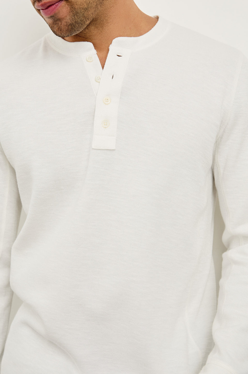 SOTO HENLEY - WHITECAP